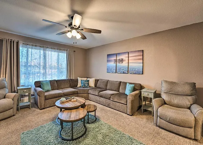 3 Mi To Water: Havasu Gem W/ Fire Pit & Grill * Lake Havasu City
